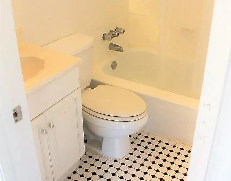 610 Longfellow St NW #306 — Photo 9