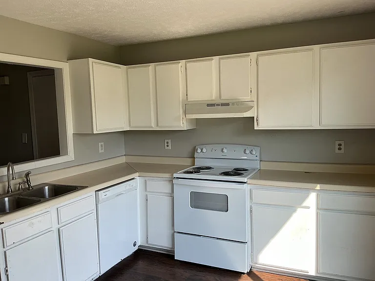 30 Brianfield Cv #B — Photo 2