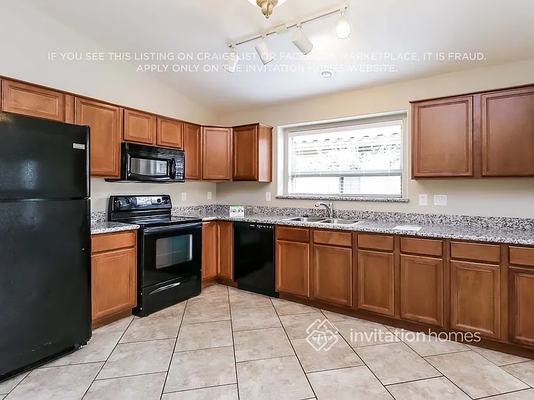 29821 N Broken Shale Dr — Photo 6