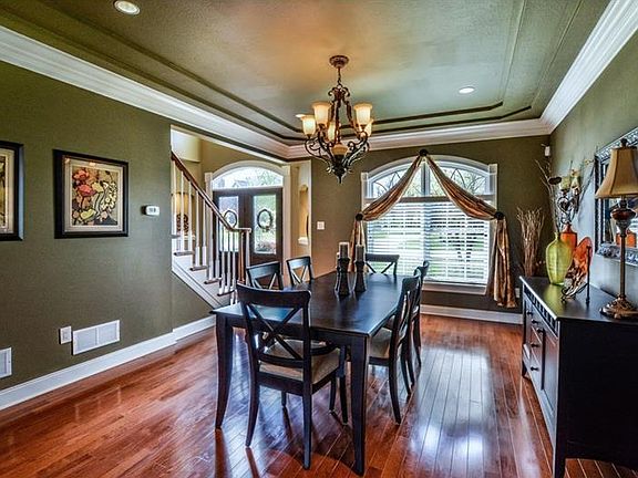 4th image of 4849 Stonebridge Dr