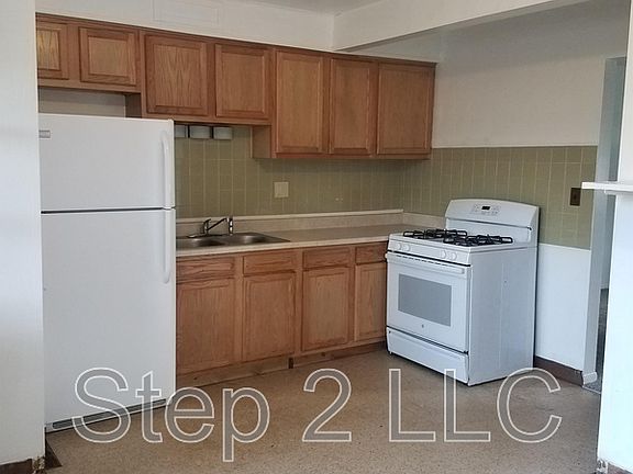 4th image of 228 E Prospect St #1