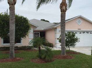 5925 Alexandria Cir, Fort Pierce, FL 34982