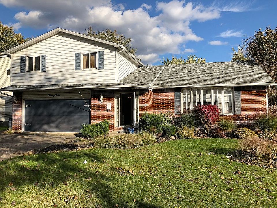 1st image of 29 Rockdale Dr