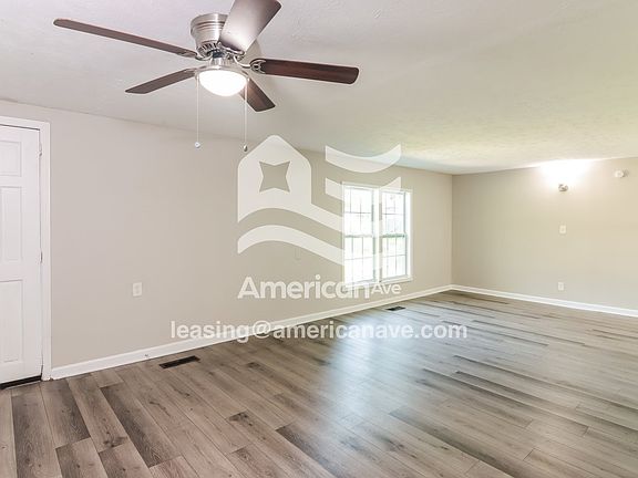 1172735_004_living_room_5.jpg