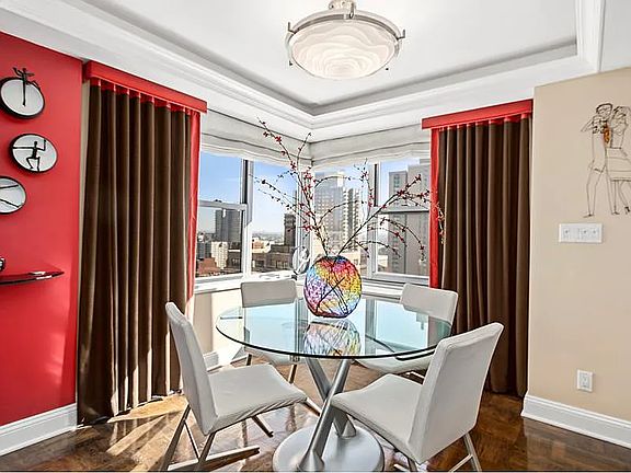 4th image of 360 E 72nd St APT C2303