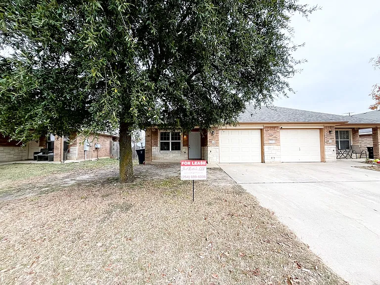 1213 Cinch Dr — Photo 1