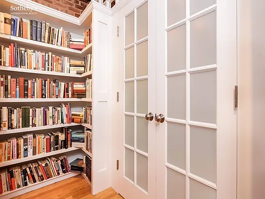 Sold by Sotheby's International Realty | media 11