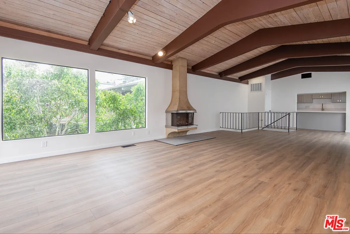 Building Photo - 2819 Pacific View Trl