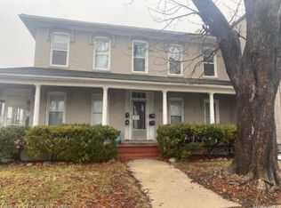 2702 Riverside Dr #1, Trenton, MI 48183