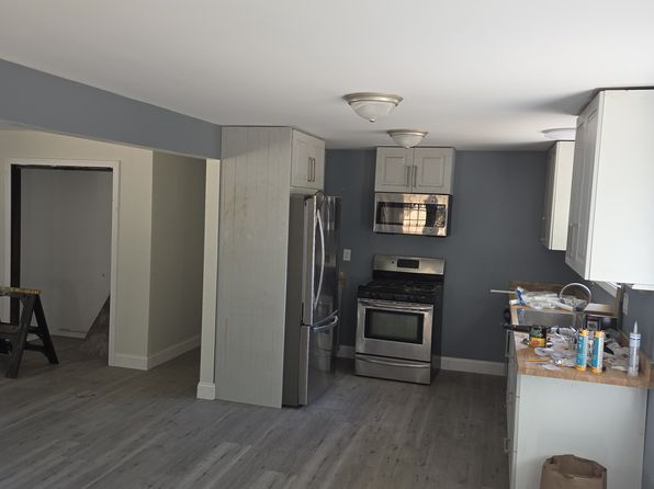 132 W Stafford Rd
