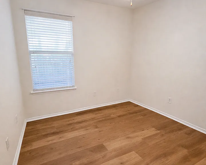 10354 Oakwood Crst — Photo 11