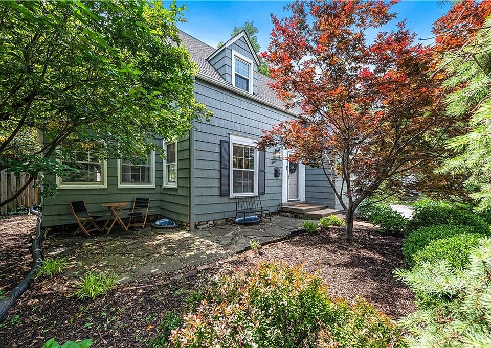 5702 Roeland Dr, Roeland Park, KS 66205 Zillow