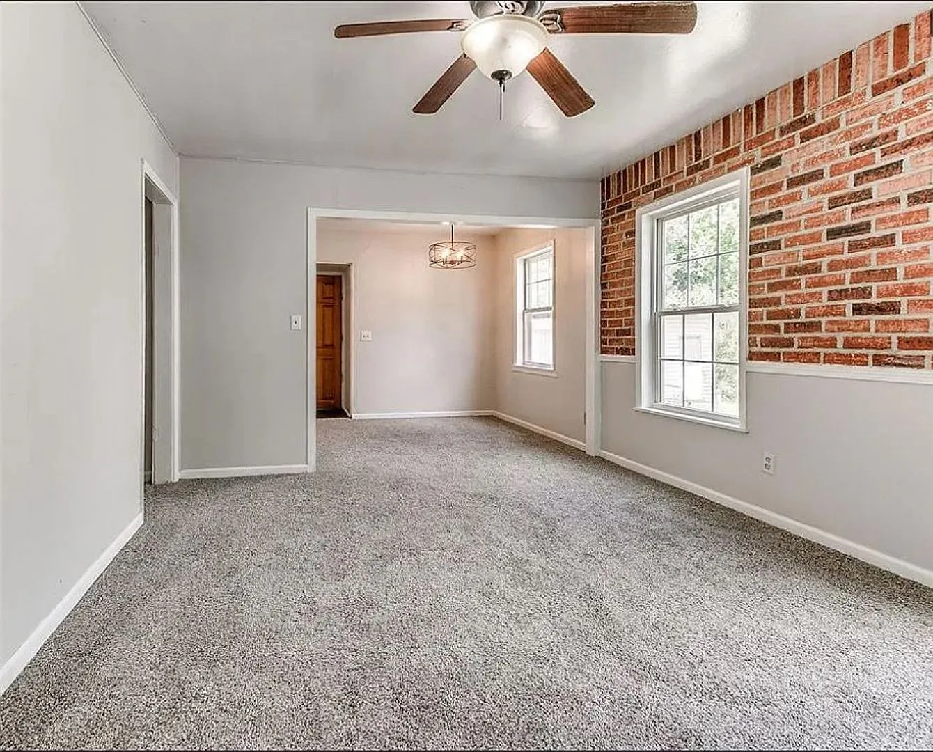 Charming & Refreshed 4 Bed / 1 Bath Home in Midwest City $1,450/mo — Photo 4