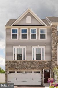 129 Hornbeam Dr, Lake Frederick, VA, 22630