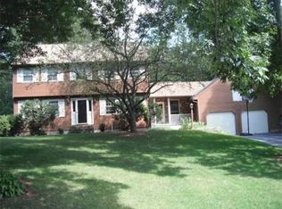 92 Scenic Dr, Leominster, MA 01453