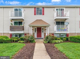 8048 Abbey Ct APT M, Pasadena, MD 21122