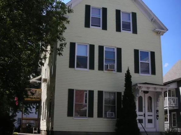 201 Green St, Manchester, NH 03103
