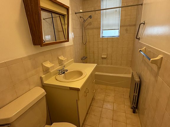 2nd image of 8649 16th Ave Floor 1