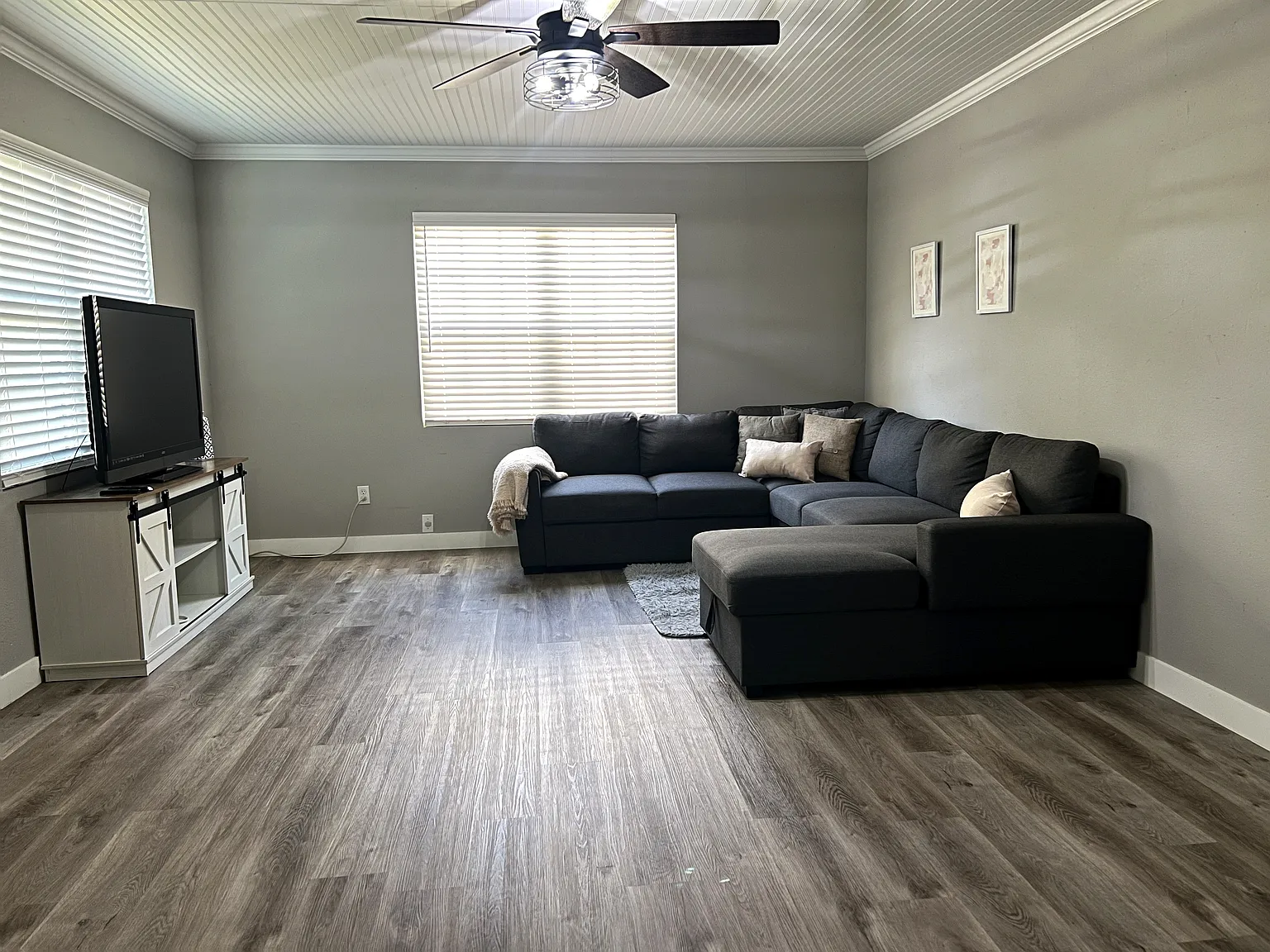 2 bed, 936 sqft, $1,425 — Photo 2