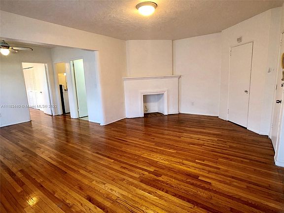 2nd image of 751 Euclid Ave APT 4