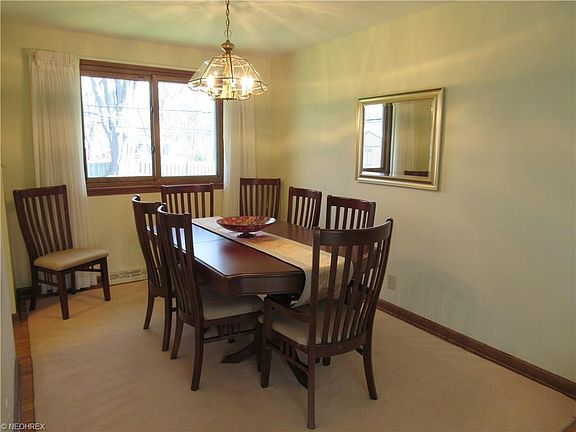 3rd image of 22550 Marleen Dr