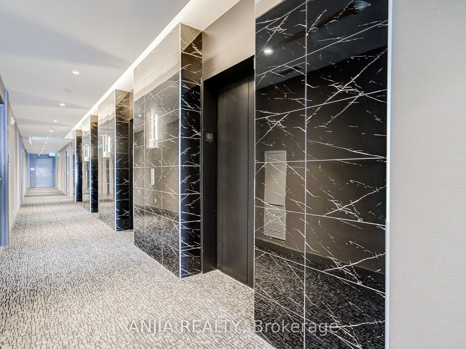 3 bed, $3,200 — Photo 4