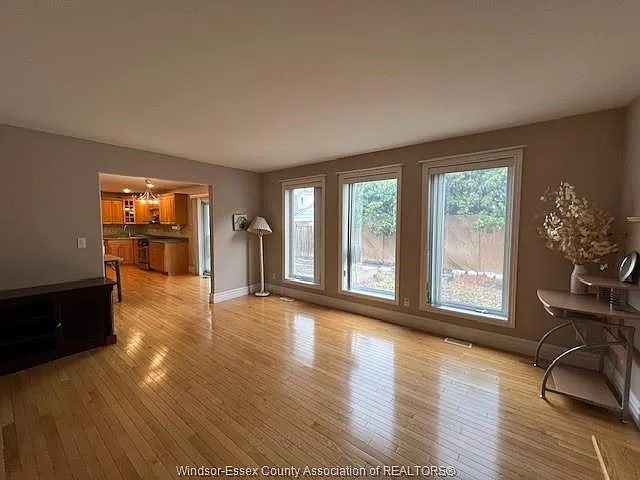 480 Bartlet Dr — Photo 7