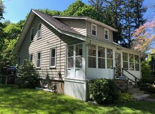 14 Hope Rd, Hingham, MA 02043