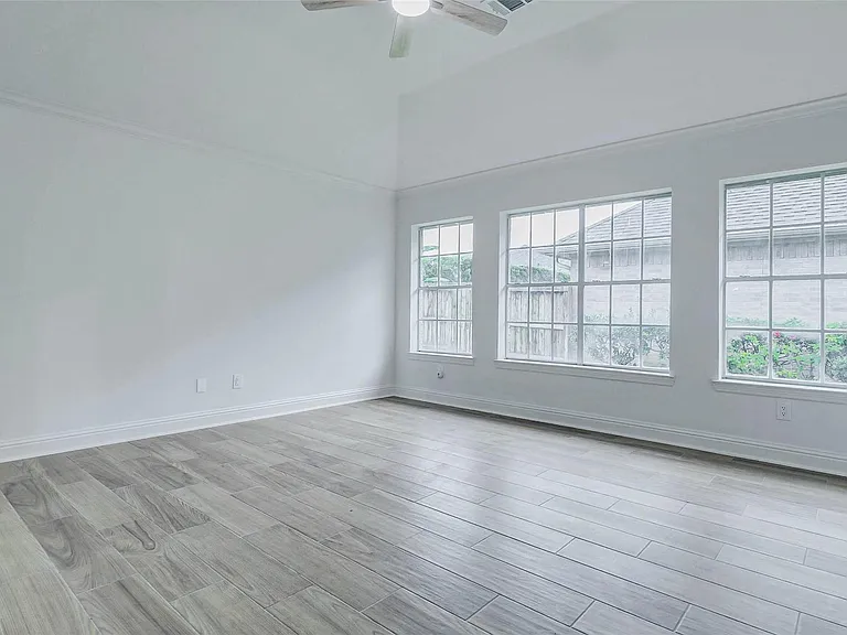 1918 Supplejack Ct — Photo 19