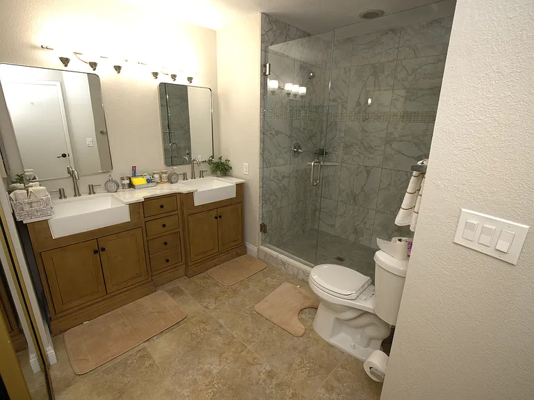 7744 W Jenan Dr — Photo 9