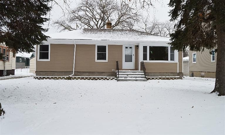 1st image of 7121 Marshall Ave