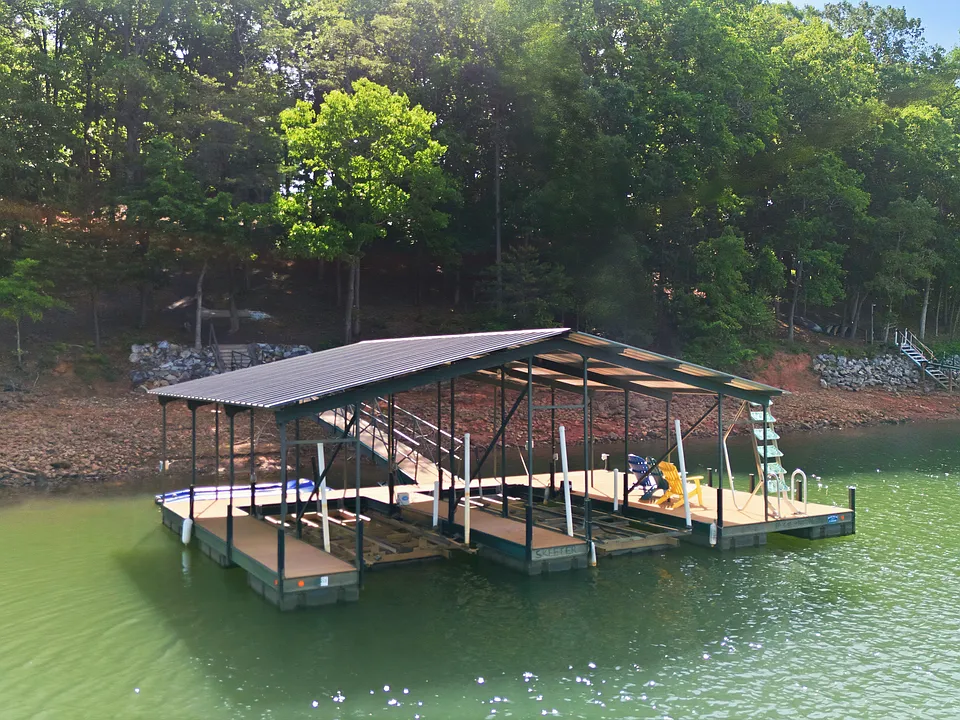 124 Woodshore Dr
