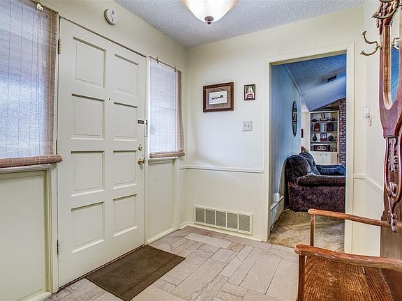 4th image of 2501 Scenic View Ct