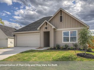 207 Las Lomas Dr, San Marcos, TX 78666