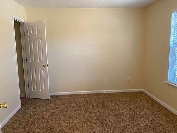 5th image of 167 Photinia Dr