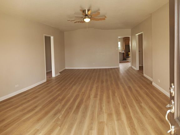2nd image of 1320 W Francis St