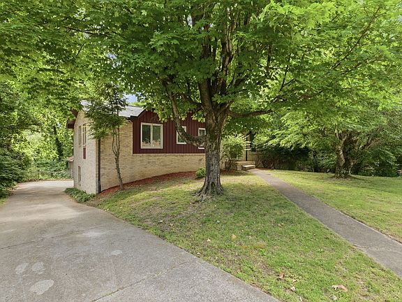2nd image of 4912 Olivia Dr
