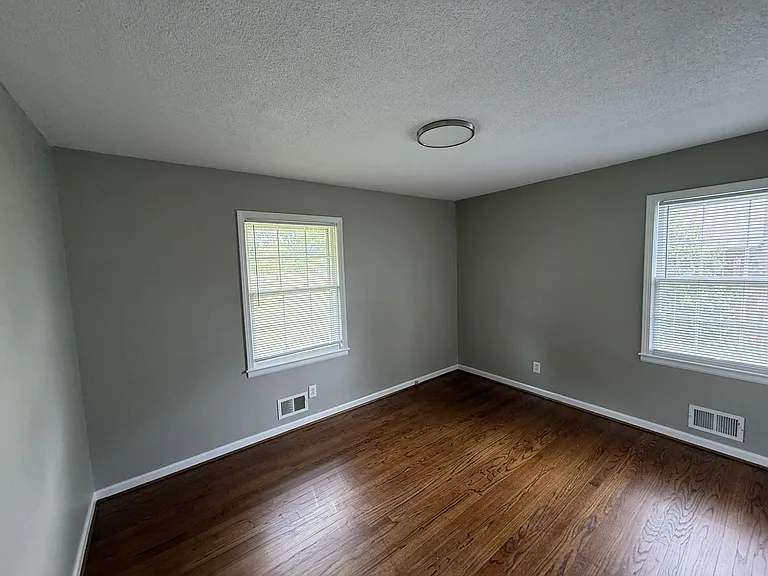 120 Woodbine Ter — Photo 28