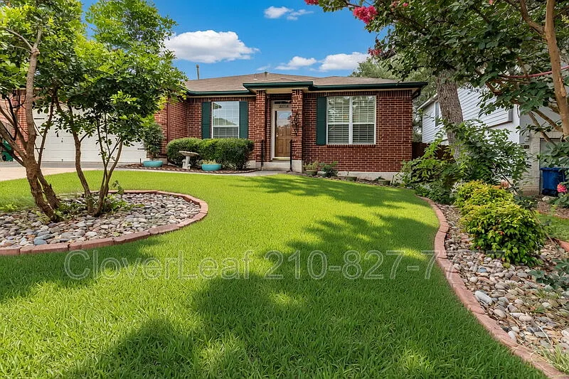 Building Photo - 22714 Sabine Smt