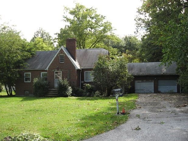 1st image of 28324 Evergreen Ave