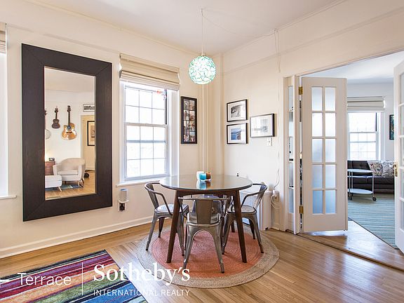 3rd image of 4 Dartmouth St APT 47