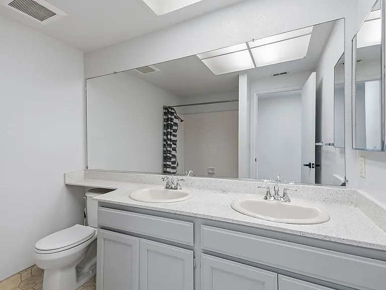 1387 Xavier Ave — Photo 27