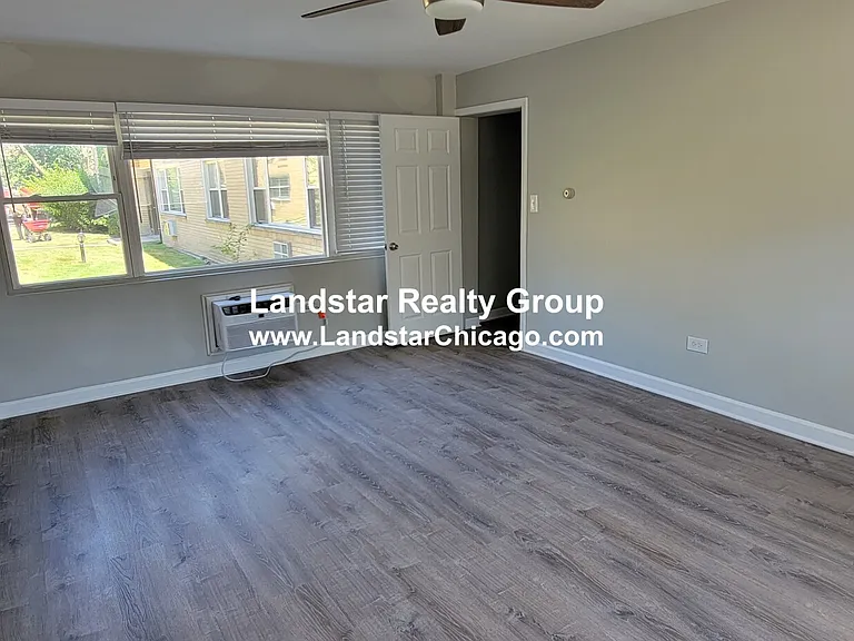 1321 W Sherwin Ave #GB — Photo 9