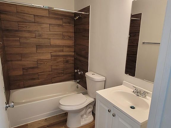 5th image of 69 Sparta Ave #311