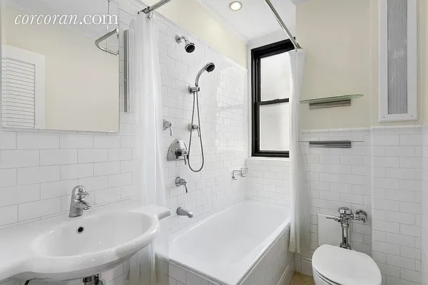 Sold by Corcoran | media 14