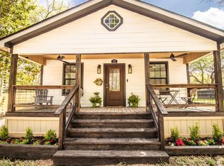 500 Powell St, Waskom, TX 75692