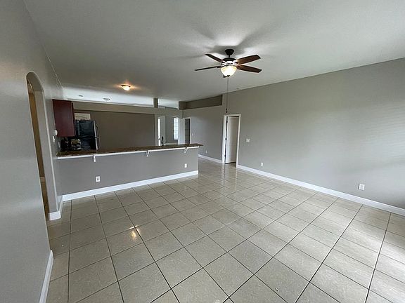 4th image of 1048 Girard Dr #99