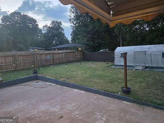 4th image of 2307 Kimberly Dr