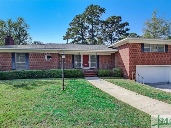 601 E Victory Dr, Savannah, GA 31405