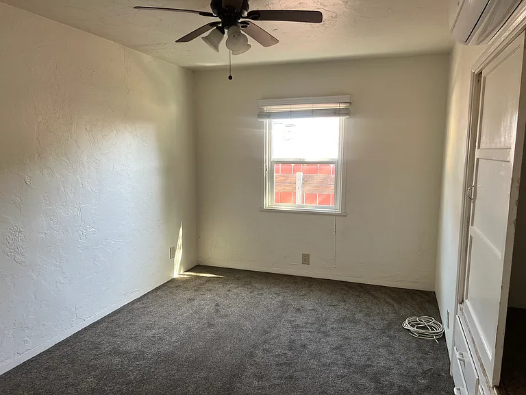 3707 Harris St #1 — Photo 10